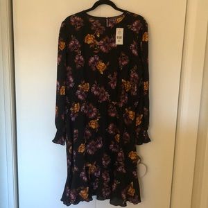 Black floral long sleeve flowy dress